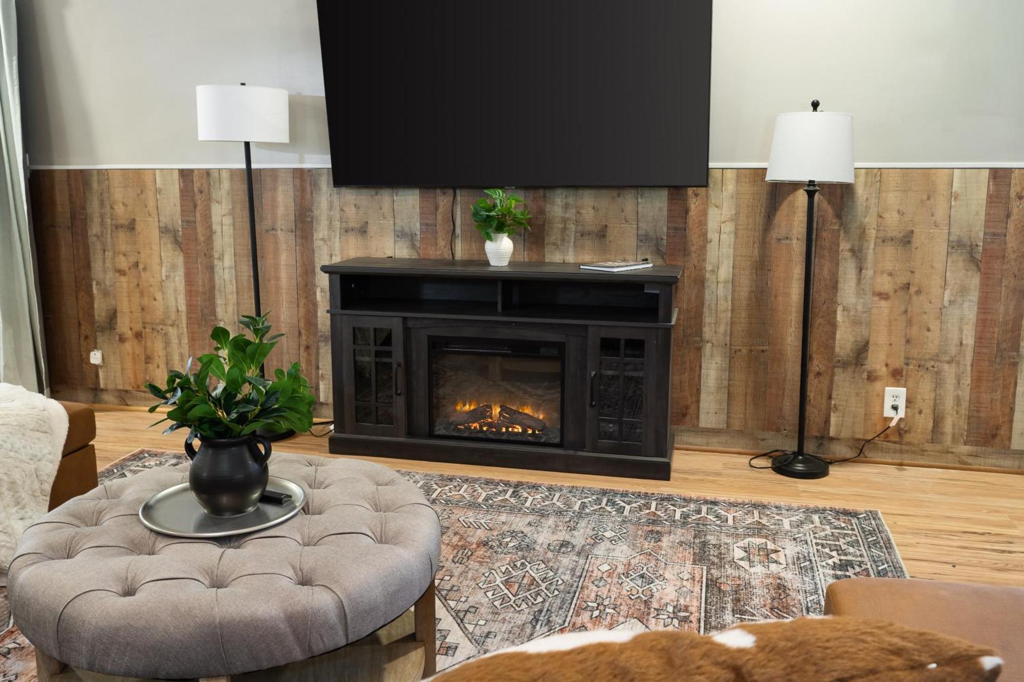 Spacious Cabin Near Hocking Hills And Caves With Hot Tub And Firepit Laurelville Εξωτερικό φωτογραφία