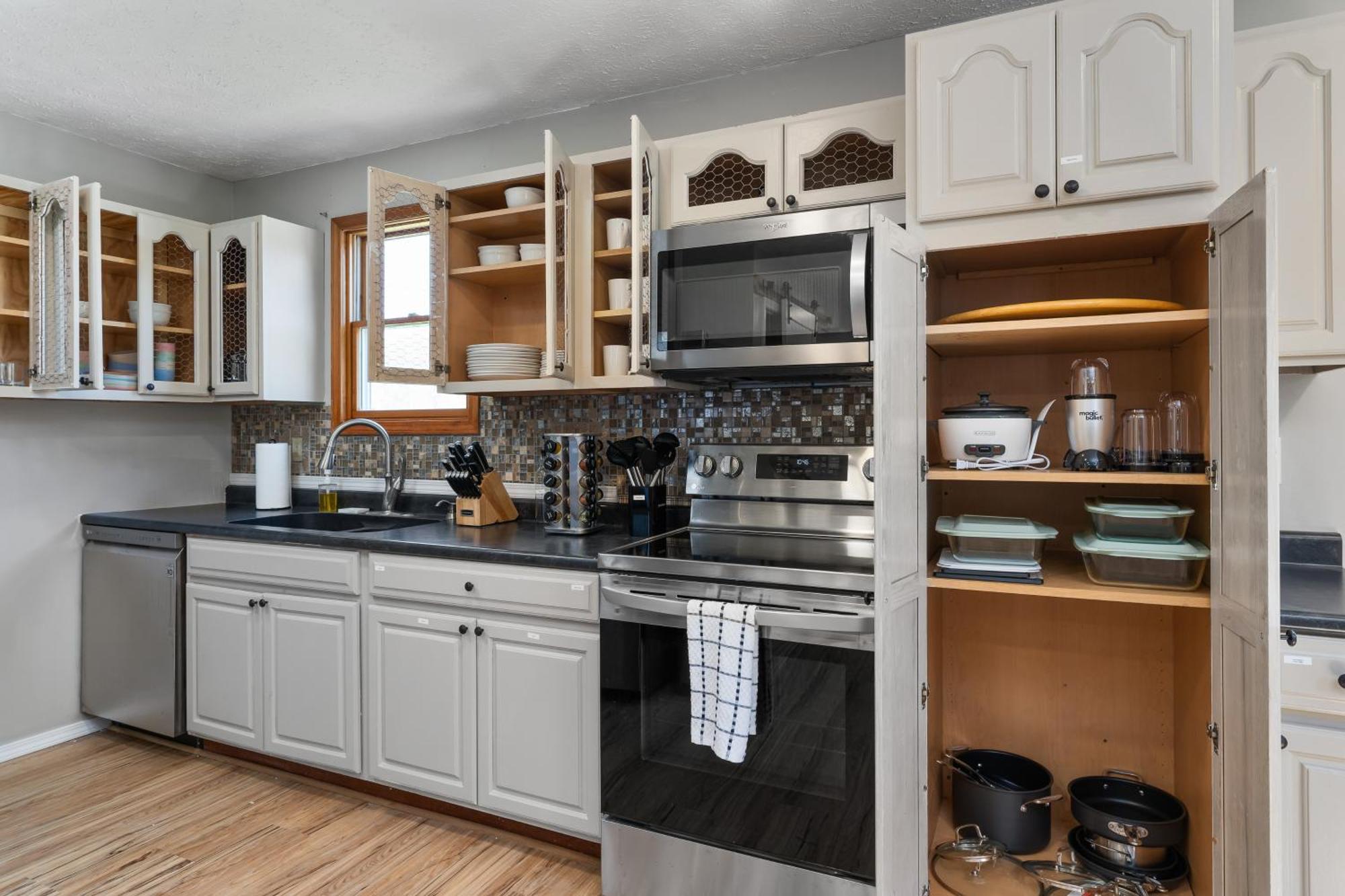 Spacious Cabin Near Hocking Hills And Caves With Hot Tub And Firepit Laurelville Εξωτερικό φωτογραφία