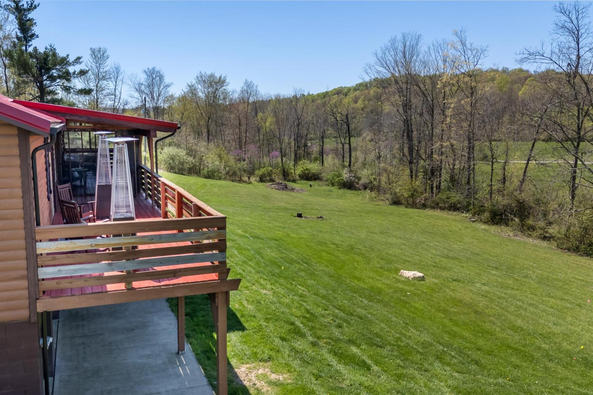 Spacious Cabin Near Hocking Hills And Caves With Hot Tub And Firepit Laurelville Εξωτερικό φωτογραφία