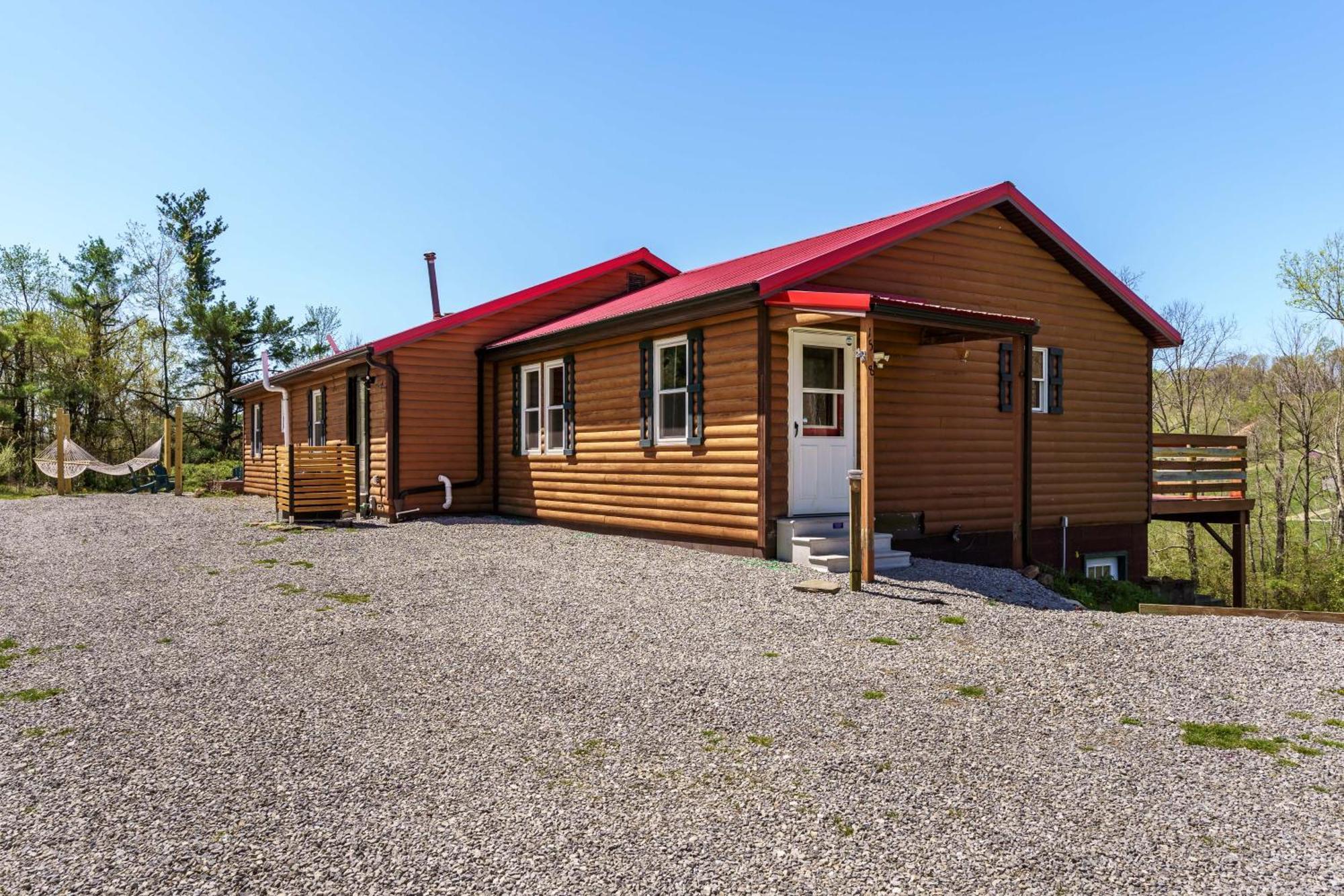 Spacious Cabin Near Hocking Hills And Caves With Hot Tub And Firepit Laurelville Εξωτερικό φωτογραφία